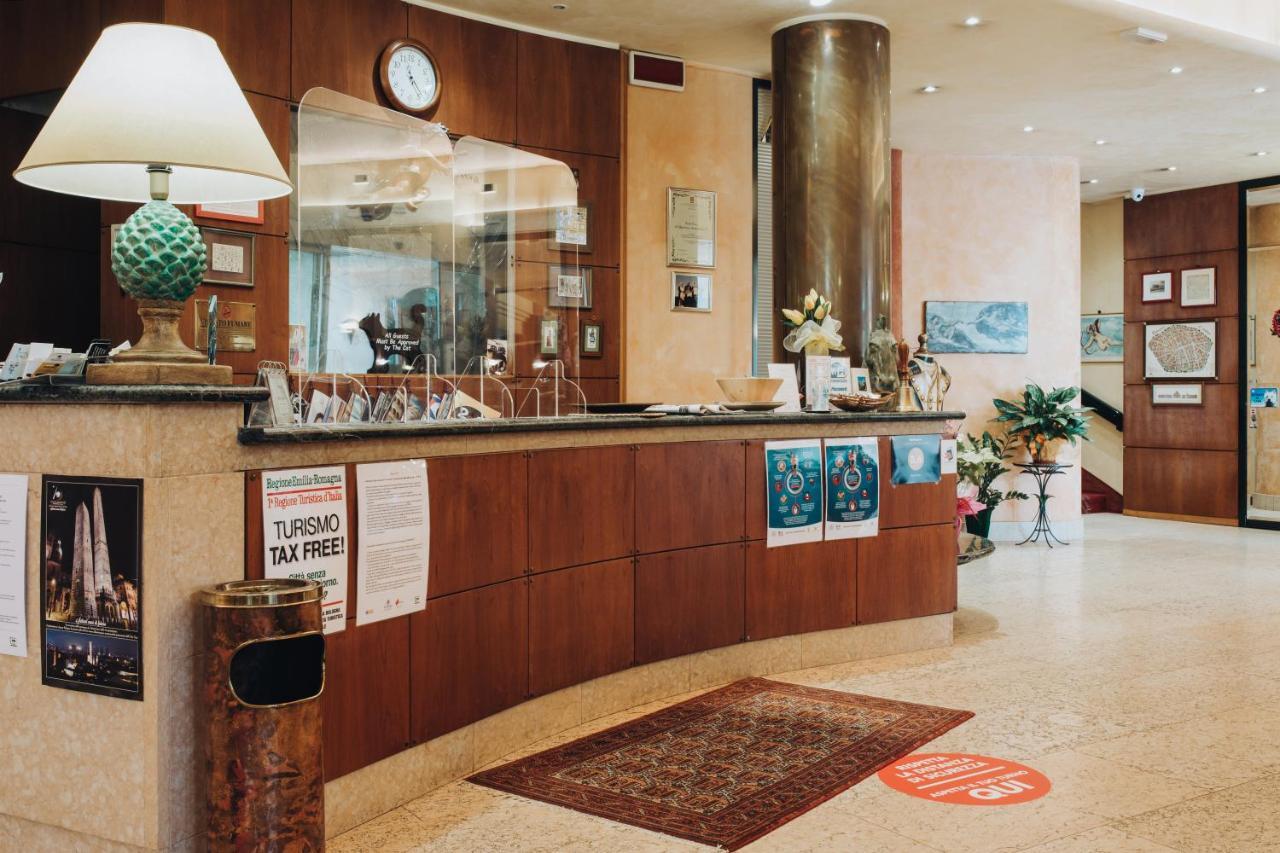 Hotel Alan Anzola dell'Emilia Bagian luar foto