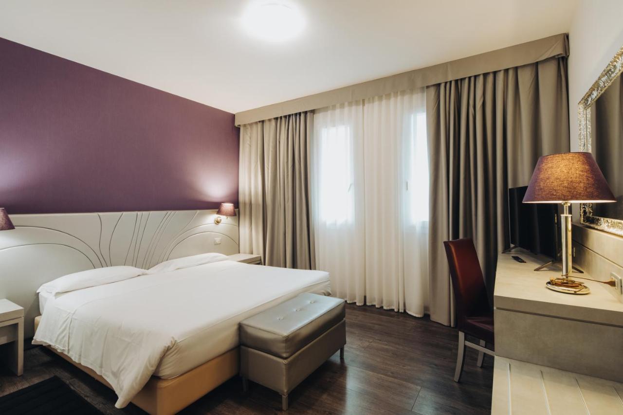 Hotel Alan Anzola dell'Emilia Bagian luar foto
