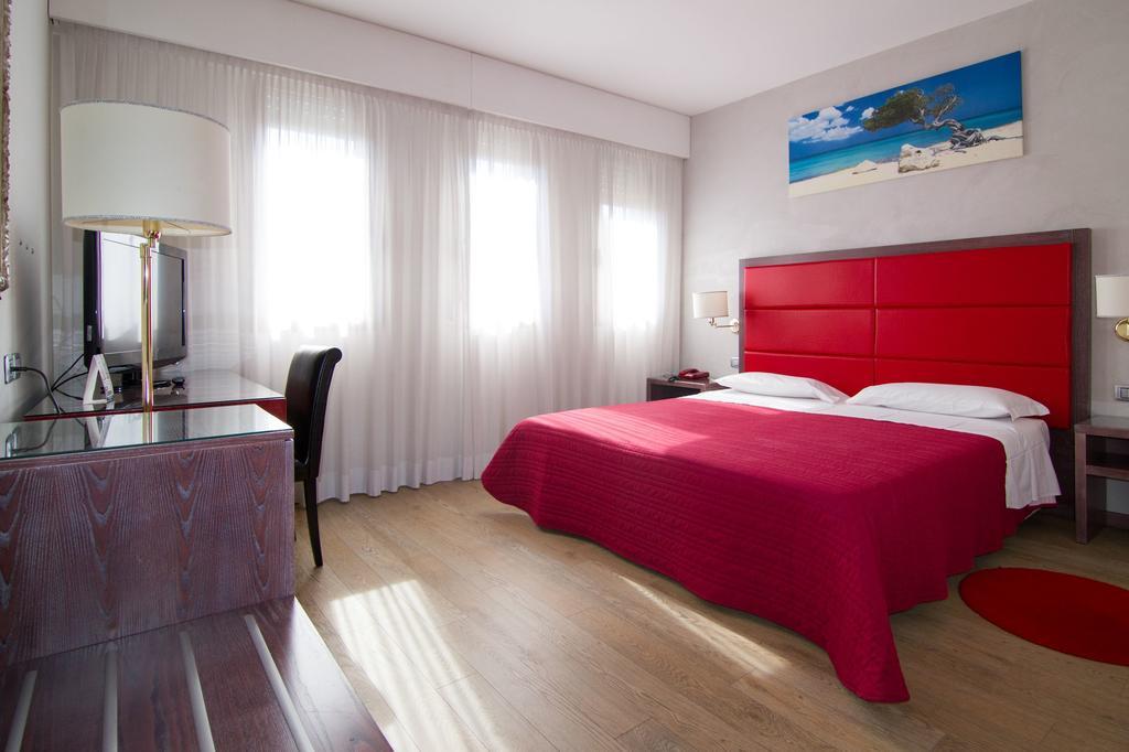 Hotel Alan Anzola dell'Emilia Bagian luar foto